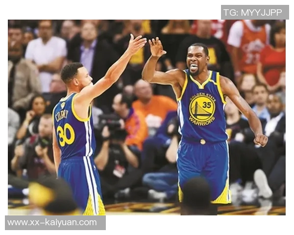 全明星首发预测：亚约东稳居首发库里KD老将在列老詹出战成疑