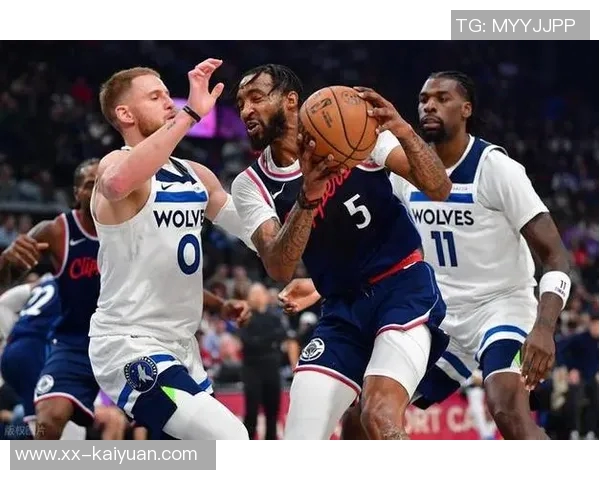 小卡称赞加兰首秀表现出色展现侵略性积极防守中锋能力 小卡称赞加兰首秀表现出色展现侵略性积极防守中锋能力