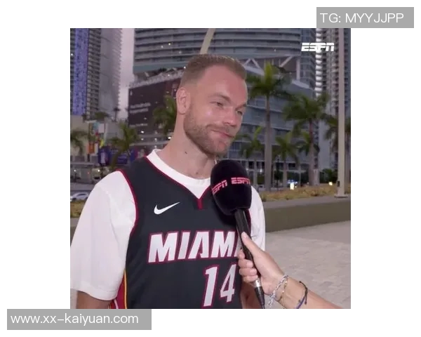 迈阿密免签门将表现不佳两场失球五个后防失误频繁需磨合 迈阿密免签门将表现不佳两场失球五个后防失误频繁需磨合